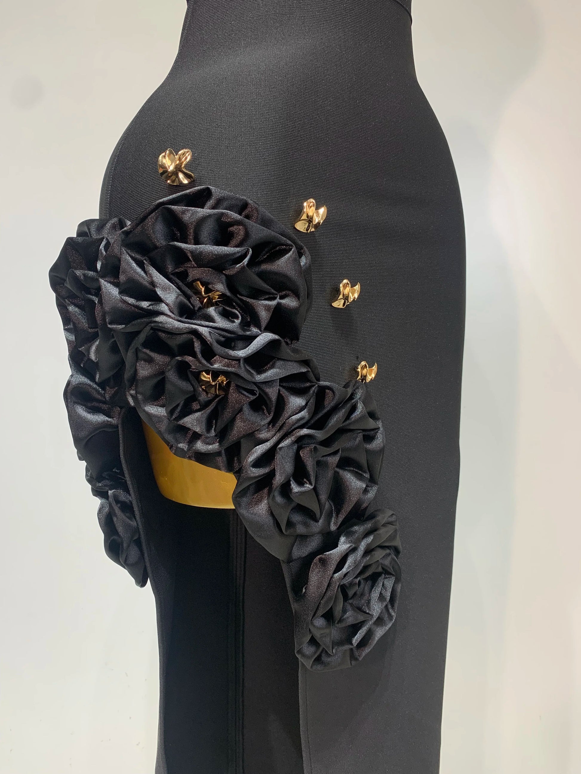 Noir Rosette Ruffle Midi Dress