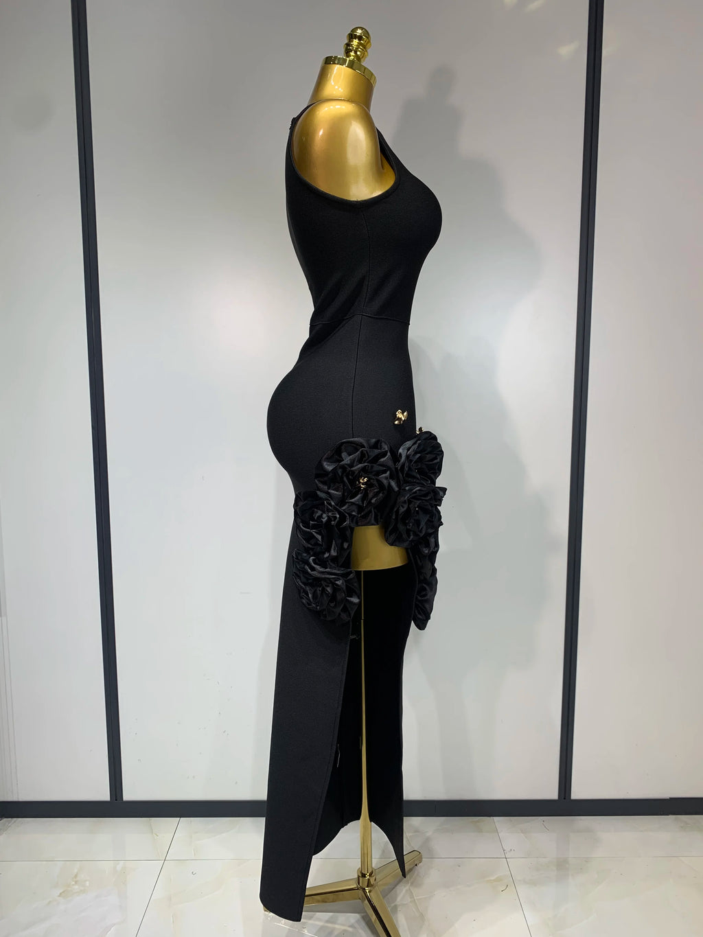Noir Rosette Ruffle Midi Dress