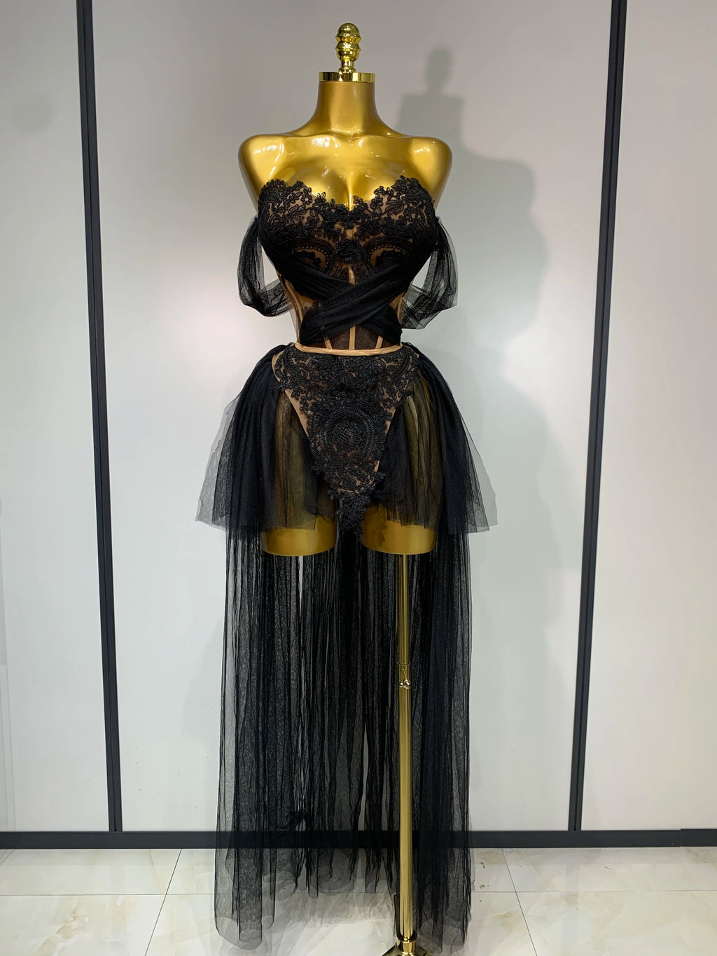 Sexy Backless Mesh Top Skirt Two Pieces Set