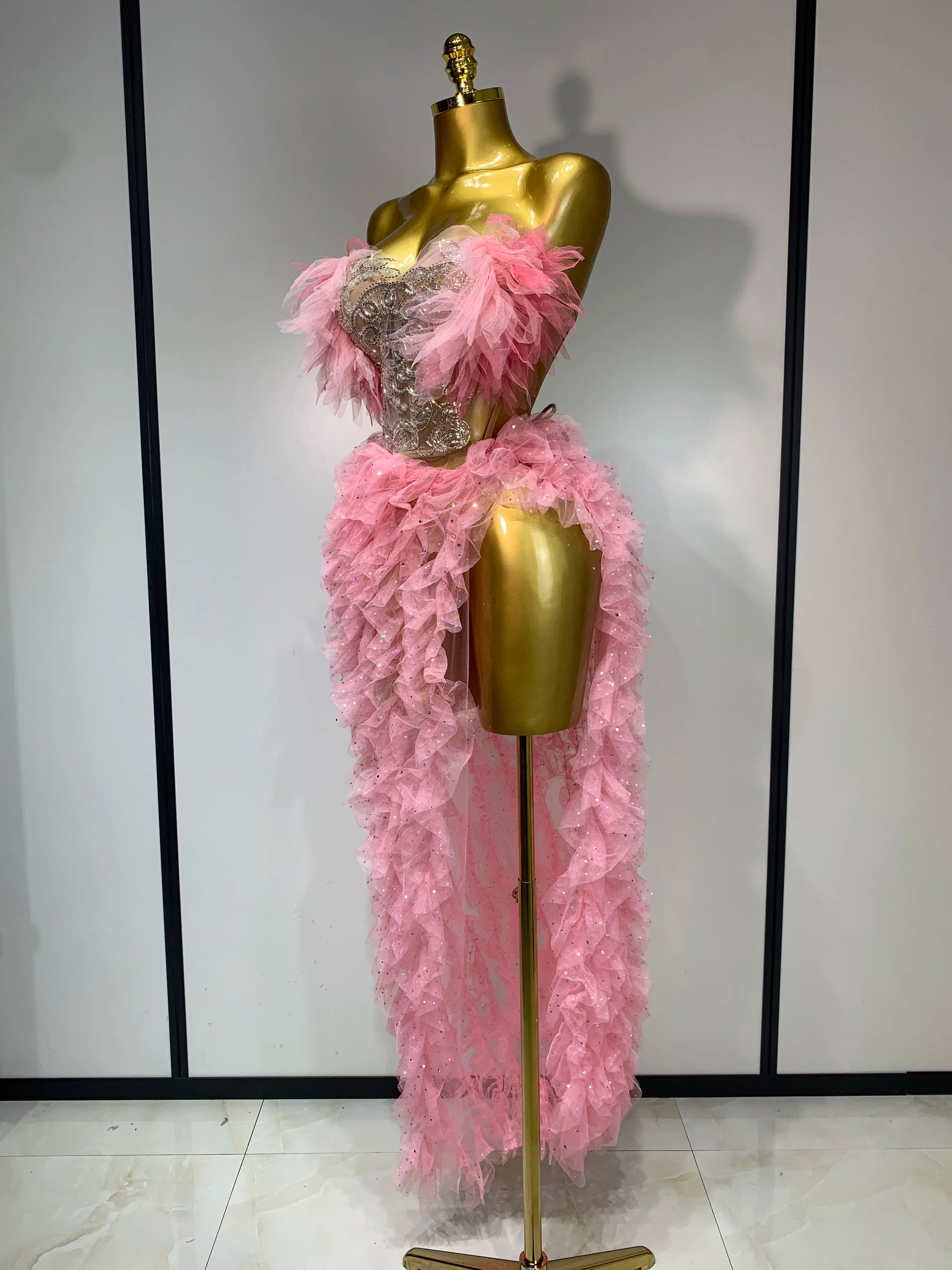 Sexy Strapless Ruffles two Pieces Set